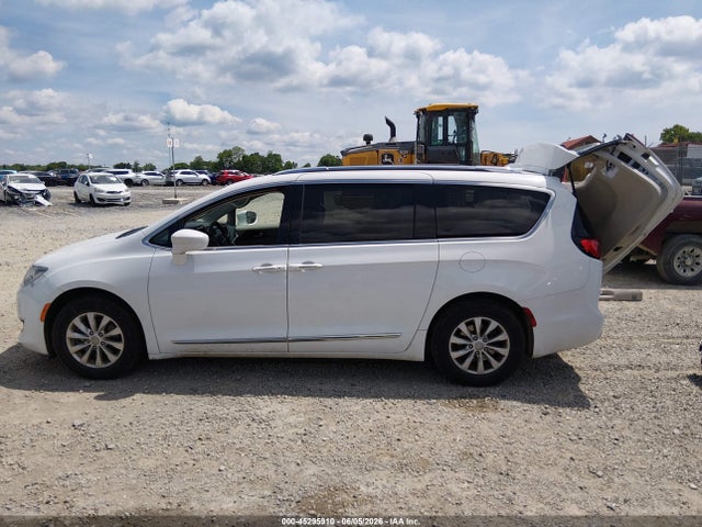 Aukcja sprzedaży 2018 Chrysler Pacifica Touring L, vin: 2C4RC1BG9JR110549, numer aukcji: 45295910