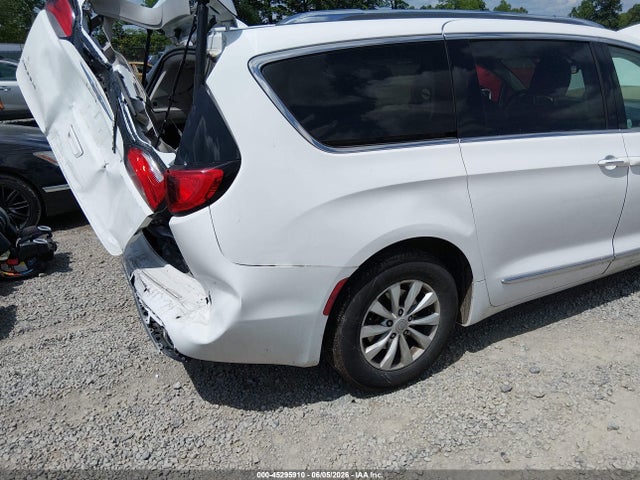 Aukcja sprzedaży 2018 Chrysler Pacifica Touring L, vin: 2C4RC1BG9JR110549, numer aukcji: 45295910