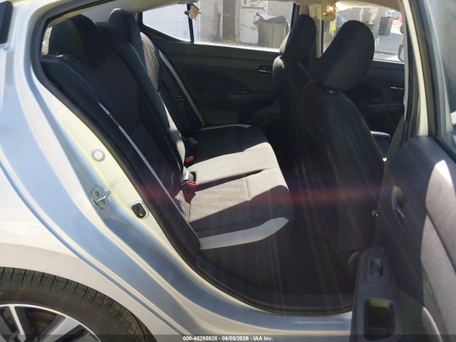 45295928 :رقم المزاد ، 3N1CN8EV2ML925442 vin ، 2021 Nissan Versa Sv Xtronic Cvt مزاد بيع