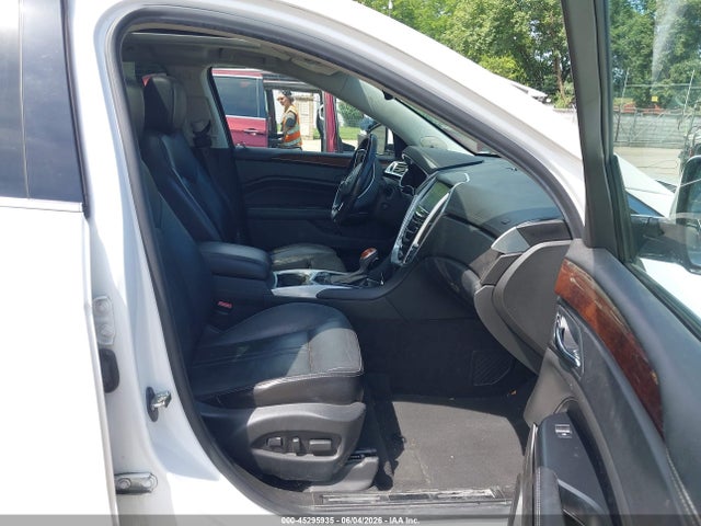 45295935 :رقم المزاد ، 3GYFNCE3XDS644601 vin ، 2013 Cadillac Srx Luxury Collection مزاد بيع