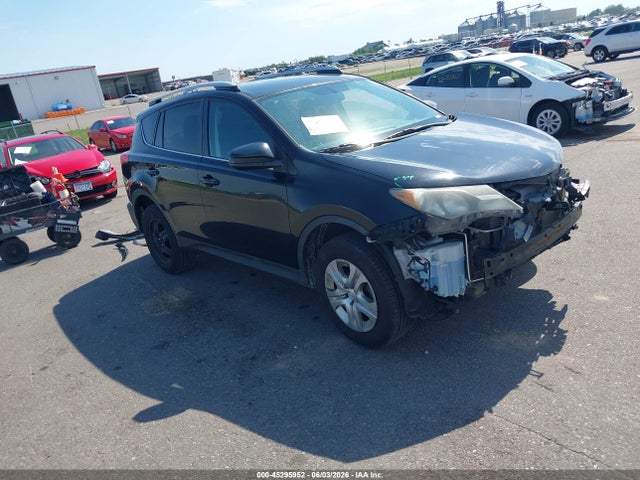 Toyota RAV4 LE 2014 2T3BFREV1EW159631 Image 1