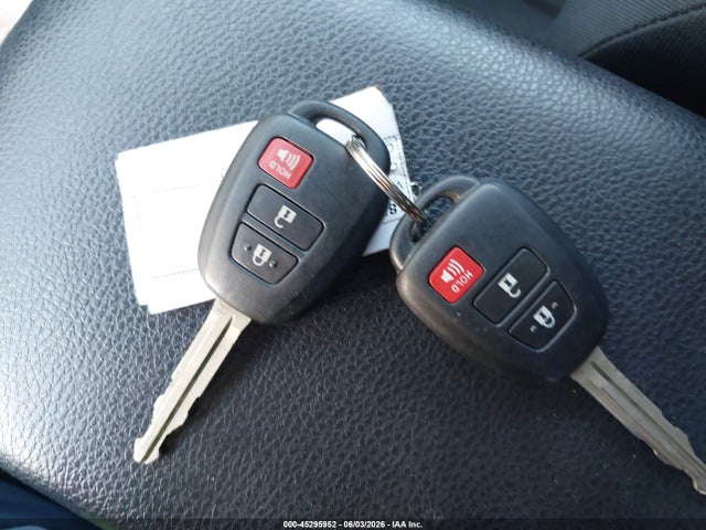 Toyota RAV4 LE 2014 2T3BFREV1EW159631 Image 11