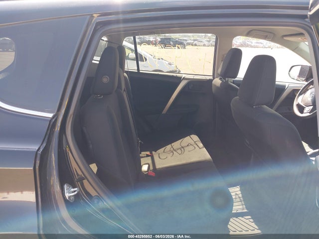 Toyota RAV4 LE 2014 2T3BFREV1EW159631 Image 8