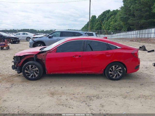 45295955 :رقم المزاد ، 2HGFC2F70HH532777 vin ، 2017 Honda Civic Ex مزاد بيع