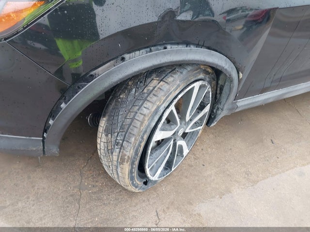 45295980 :رقم المزاد ، JN1BJ1CPXKW232256 vin ، 2019 Nissan Rogue Sport Sl مزاد بيع