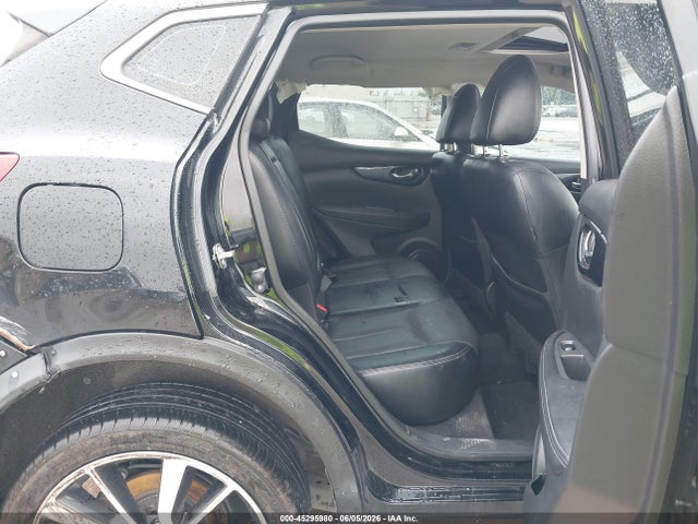 45295980 :رقم المزاد ، JN1BJ1CPXKW232256 vin ، 2019 Nissan Rogue Sport Sl مزاد بيع