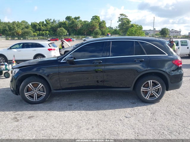 2020 Mercedes-benz Glc 300 4matic მანქანა იყიდება აუქციონზე, vin: W1N0G8EB3LF786570, აუქციონის ნომერი: 45295979