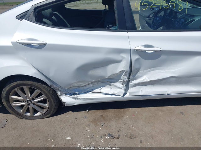 Продаж на аукціоні авто 2015 Hyundai Elantra Se, vin: 5NPDH4AE5FH629728, номер лоту: 45295981