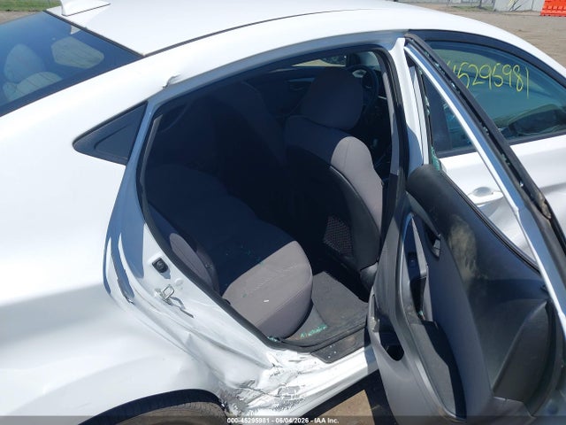Продаж на аукціоні авто 2015 Hyundai Elantra Se, vin: 5NPDH4AE5FH629728, номер лоту: 45295981