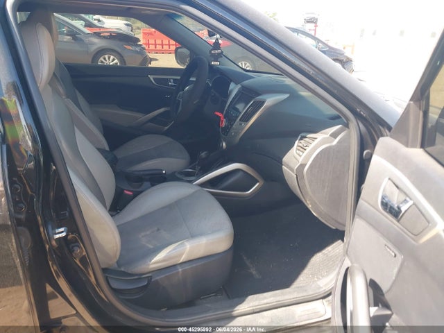 Aukcja sprzedaży 2013 Hyundai Veloster Base W/gray, vin: KMHTC6AD1DU104662, numer aukcji: 45295992