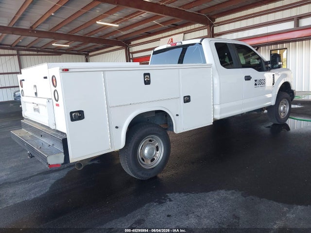 Ford F-250 Xl 2017 1FD7X2B65HED80955 Image 4