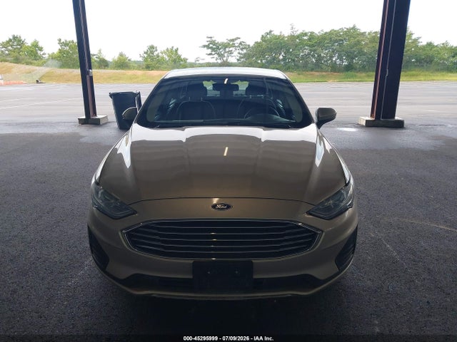 3FA6P0LU4KR115746 Ford Fusion Hybrid Se