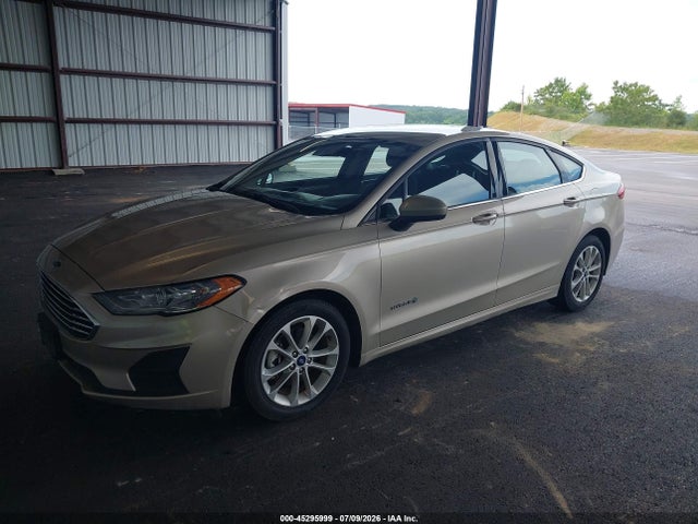 3FA6P0LU4KR115746 Ford Fusion Hybrid Se