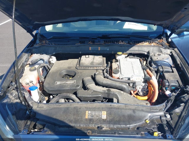 3FA6P0UU6JR235738 Ford Fusion Hybrid S
