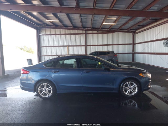 3FA6P0UU6JR235738 Ford Fusion Hybrid S