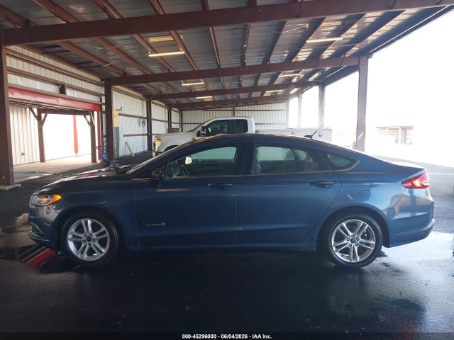 3FA6P0UU6JR235738 Ford Fusion Hybrid S