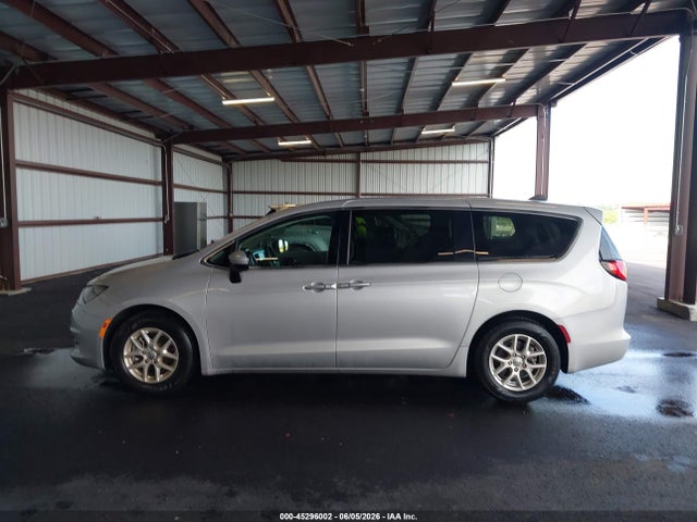 Chrysler Voyager Lx 2022 2C4RC1CG0NR141533 Image 19