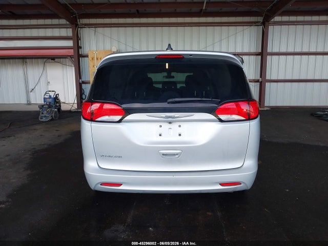 Chrysler Voyager Lx 2022 2C4RC1CG0NR141533 Image 21