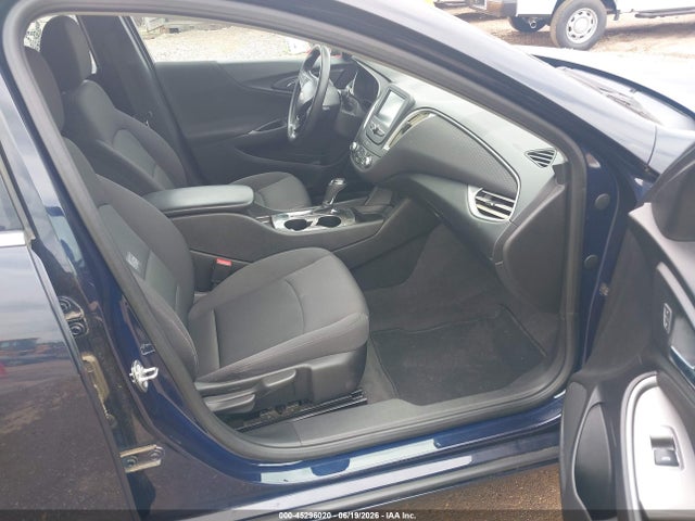 1G1ZC5ST4HF261474 Chevrolet Malibu 1fl