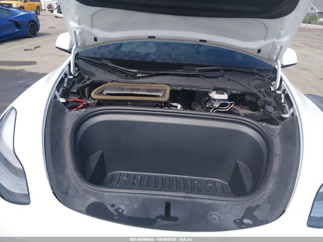 Продажа на аукционе авто 2021 Tesla Model Y Long Range Dual Motor All-wheel Drive, vin: 5YJYGDEE4MF104945, номер лота: 45296045