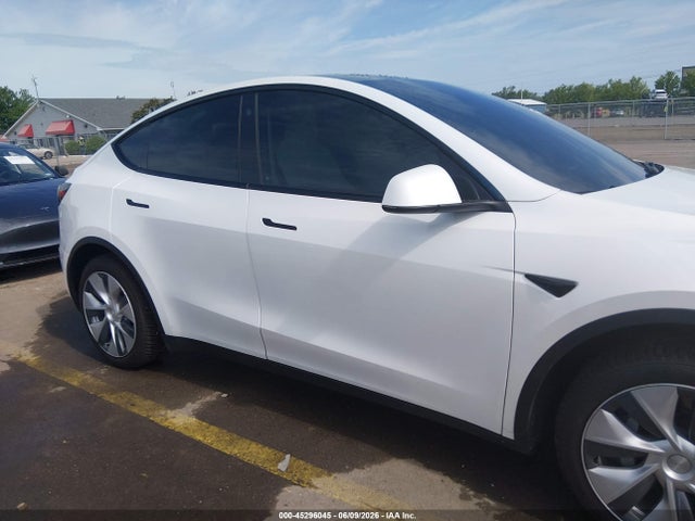 45296045 :رقم المزاد ، 5YJYGDEE4MF104945 vin ، 2021 Tesla Model Y Long Range Dual Motor All-wheel Drive مزاد بيع