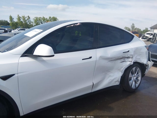45296045 :رقم المزاد ، 5YJYGDEE4MF104945 vin ، 2021 Tesla Model Y Long Range Dual Motor All-wheel Drive مزاد بيع