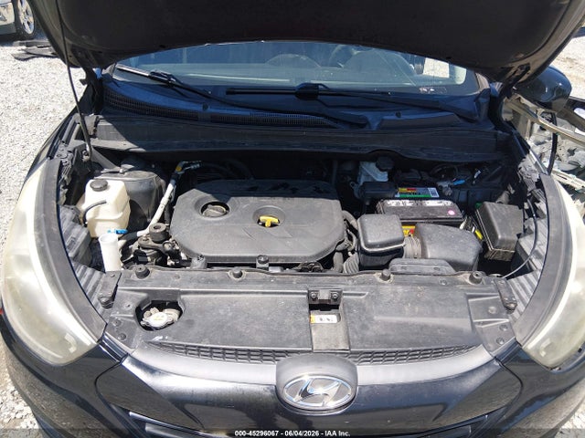 KM8JT3AF7FU033736 Hyundai TUCSON GLS