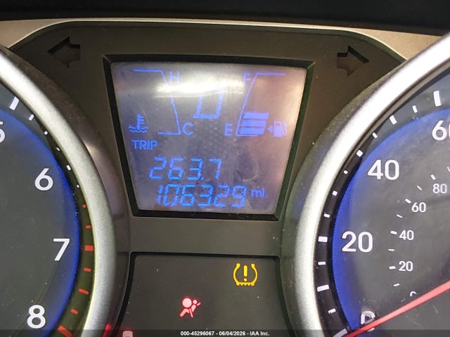 KM8JT3AF7FU033736 Hyundai TUCSON GLS