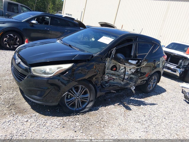 KM8JT3AF7FU033736 Hyundai TUCSON GLS