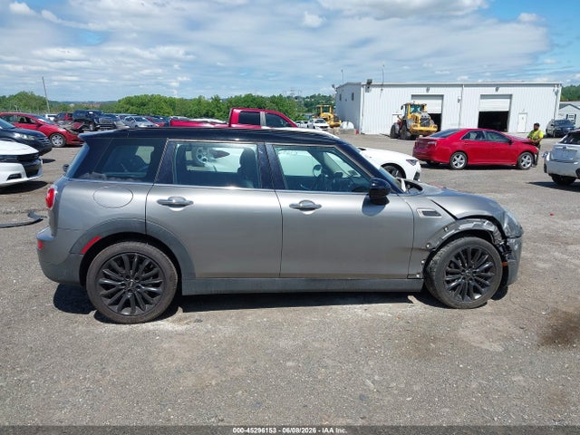 Mini Clubman Cooper 2016 WMWLN5C55G2E31533 Image 13