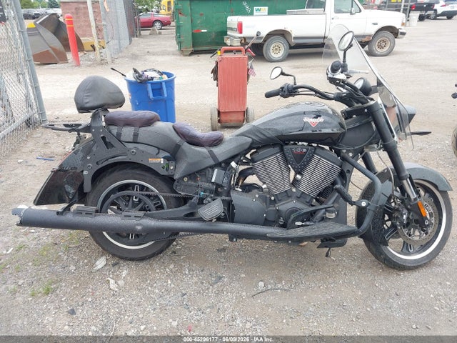 Victory Motorcycles Cross Roads 8-ball 2014 5VPBA36N8E3028212 Image 12