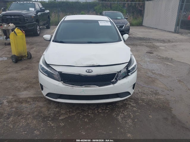 Aukcja sprzedaży 2018 Kia Forte Lx, vin: 3KPFK4A77JE212667, numer aukcji: 45296180