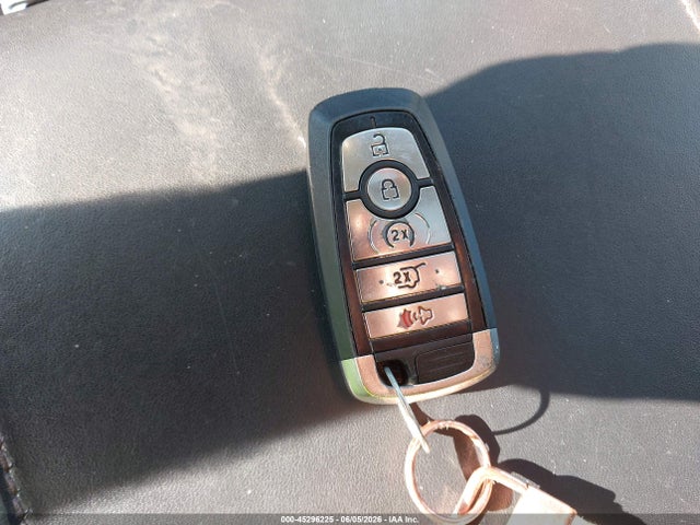 1FMJU1LT1JEA07351 Ford Expedition Platinum