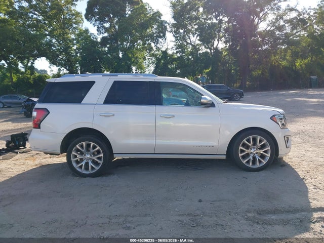 1FMJU1LT1JEA07351 Ford Expedition Platinum