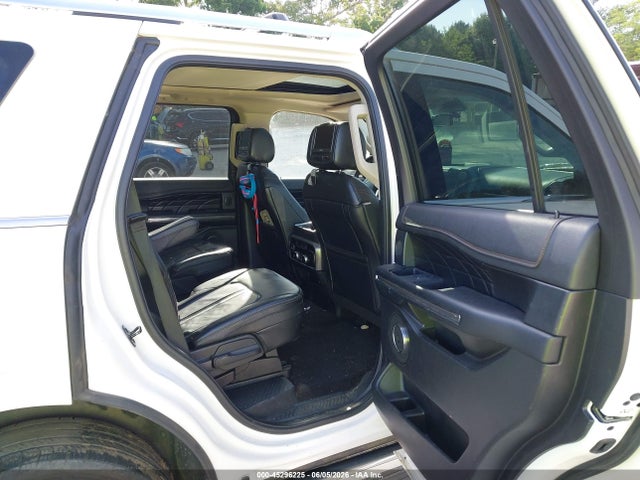 1FMJU1LT1JEA07351 Ford Expedition Platinum