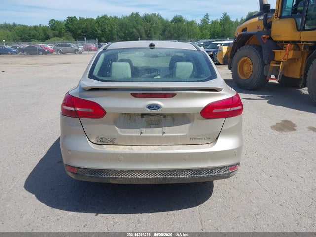 45296238 :رقم المزاد ، 1FADP3J27JL272095 vin ، 2018 Ford Focus Titanium مزاد بيع