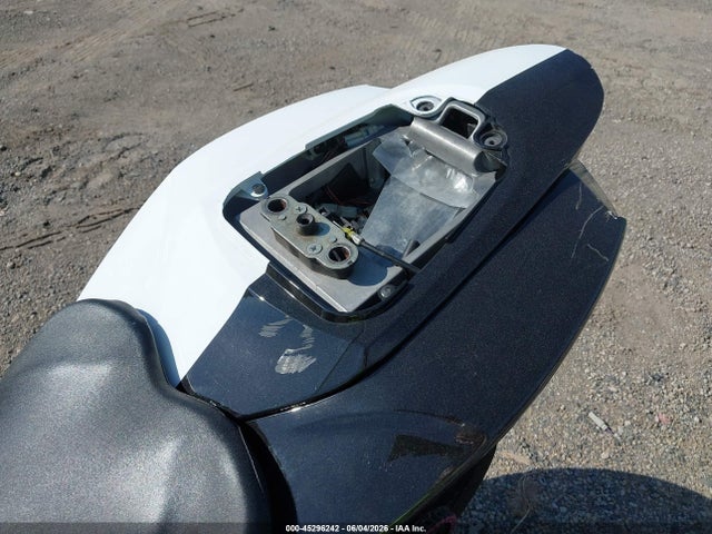 2006 Suzuki Gsx-r600 K6 მანქანა იყიდება აუქციონზე, vin: JS1GN7DA462108544, აუქციონის ნომერი: 45296242