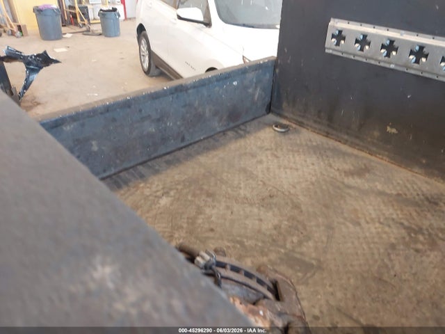 45296290 :رقم المزاد ، 1GDHK24U22E135505 vin ، 2002 Gmc Sierra 2500hd Standard مزاد بيع