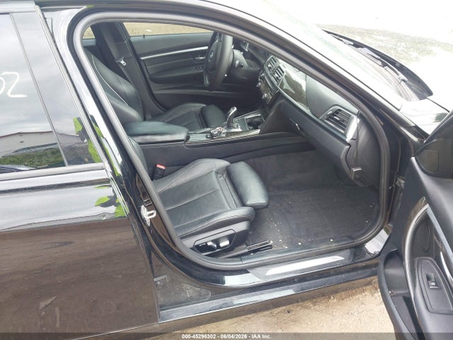 45296302 :رقم المزاد ، WBA8E3C55GK501751 vin ، 2016 Bmw 328i Xdrive مزاد بيع