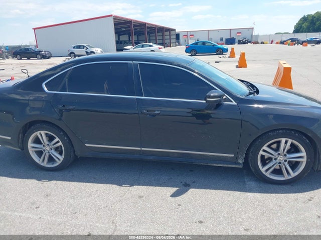 Продаж на аукціоні авто 2015 Volkswagen Passat 2.0l Tdi Sel Premium, vin: 1VWCV7A30FC094112, номер лоту: 45296324