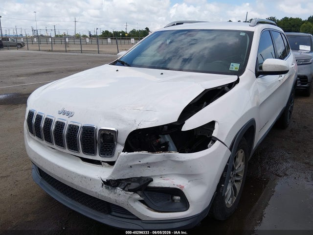 1C4PJLLB3KD205057 Jeep Cherokee Latitude Plus Fwd