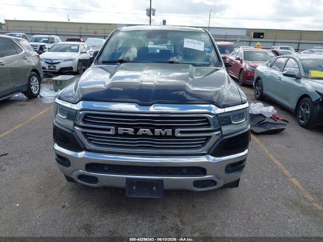 45296343 :رقم المزاد ، 1C6SRFJT0MN810836 vin ، 2021 Ram 1500 مزاد بيع