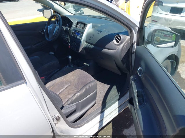 2016 Nissan Versa 1.6 Sv მანქანა იყიდება აუქციონზე, vin: 3N1CN7AP4GL866335, აუქციონის ნომერი: 45296381