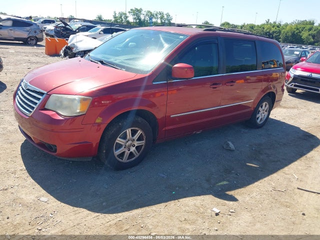 45296456 :رقم المزاد ، 2A4RR8DX4AR358349 vin ، 2010 Chrysler Town & Country Touring Plus مزاد بيع