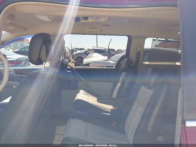 45296456 :رقم المزاد ، 2A4RR8DX4AR358349 vin ، 2010 Chrysler Town & Country Touring Plus مزاد بيع
