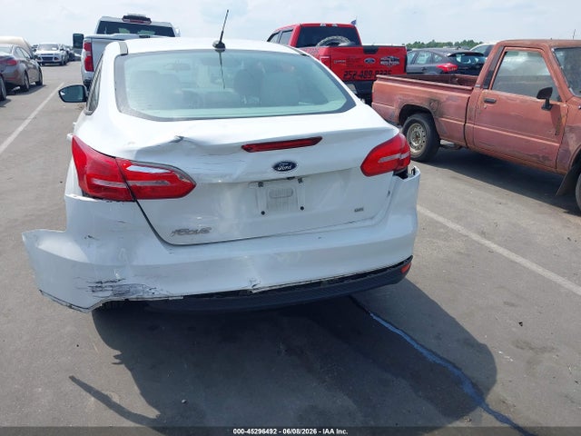 Auction sale of the 2018 Ford Focus Se, vin: 1FADP3F20JL262565, lot number: 45296492