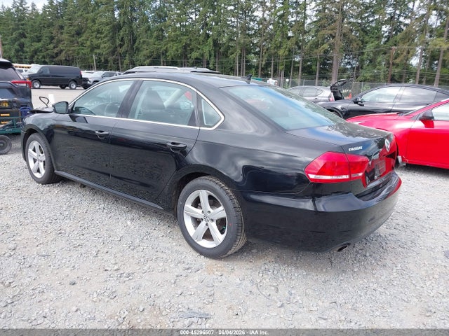 1VWBT7A38EC073783 Volkswagen Passat 1.8t Se