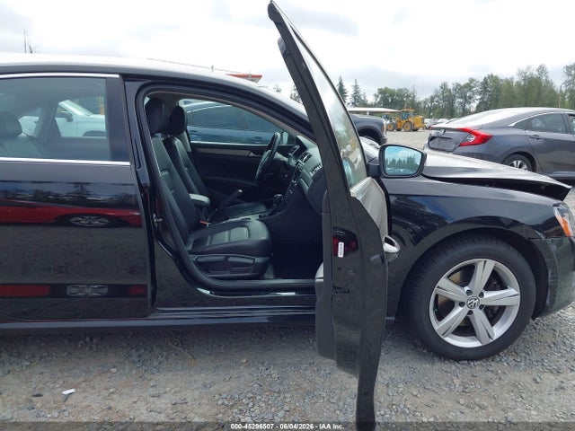 1VWBT7A38EC073783 Volkswagen Passat 1.8t Se