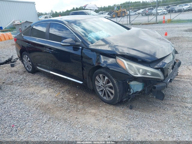 Hyundai Sonata Sport 2015 5NPE34AF5FH022868 главное изображение