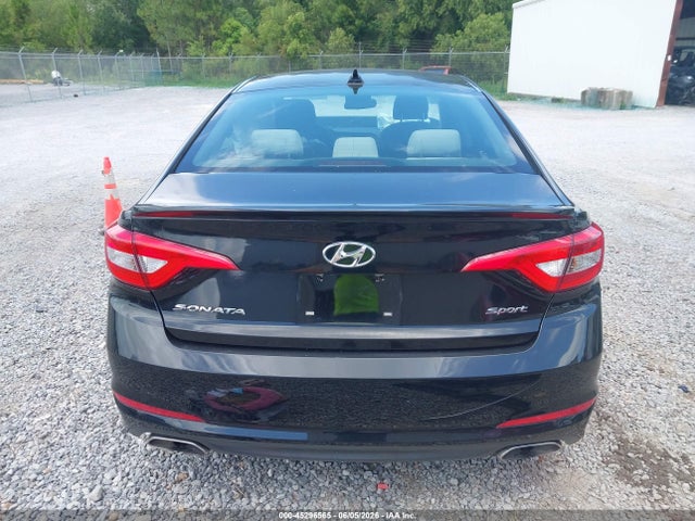 Hyundai Sonata Sport 2015 5NPE34AF5FH022868 Image 16